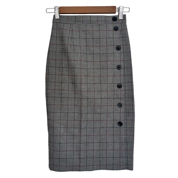 H&M Dresses & Skirts - H&M Black, White, Pink Pinstripe Button Pencil Skirt Size 2